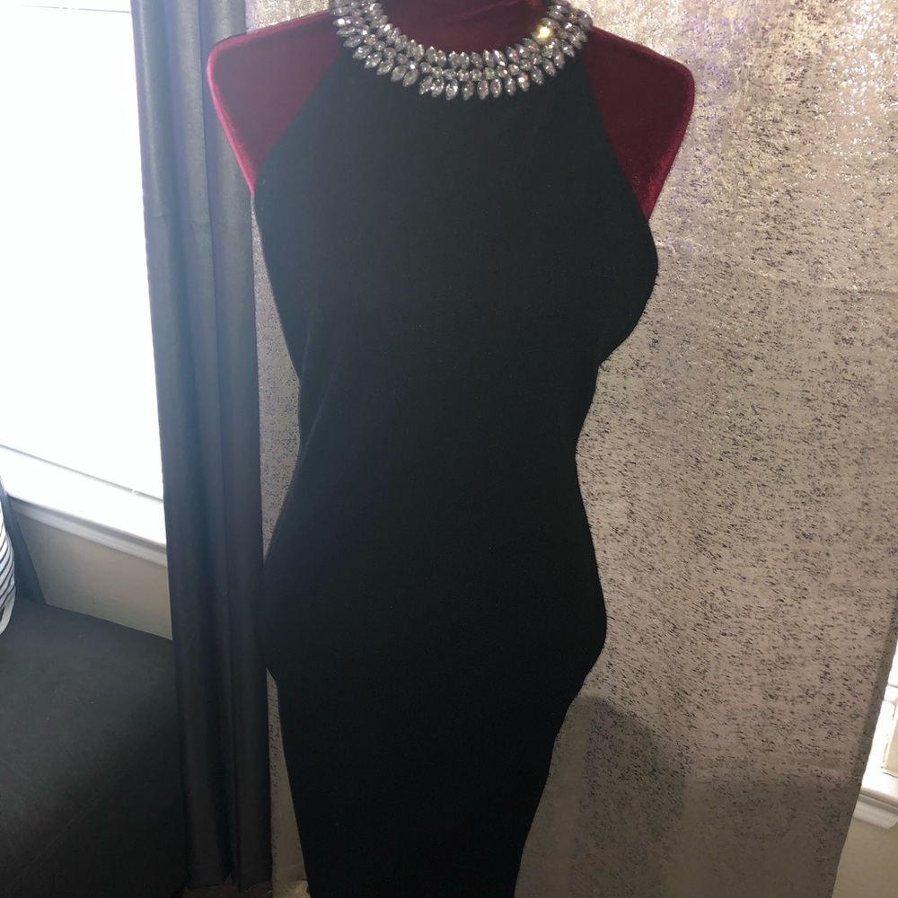 Open back - Picture 2 of 5